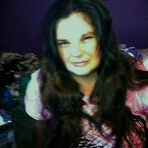 Meet your Posher, Carolyn